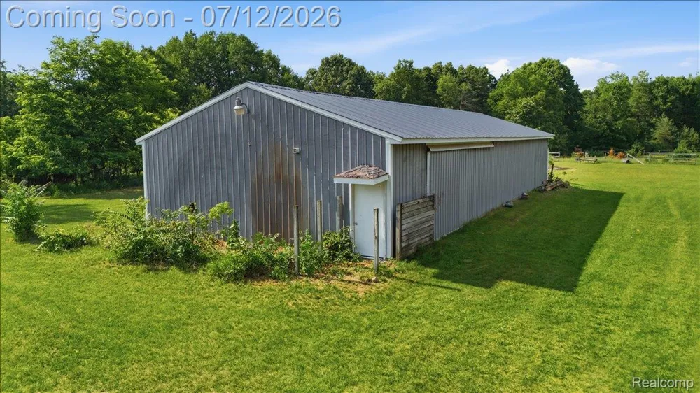 1350 Bald Eagle Lake Road Groveland Township, MI 48462