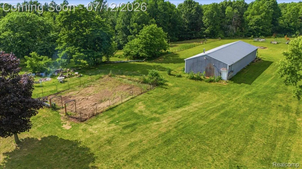 1350 Bald Eagle Lake Road Groveland Township, MI 48462