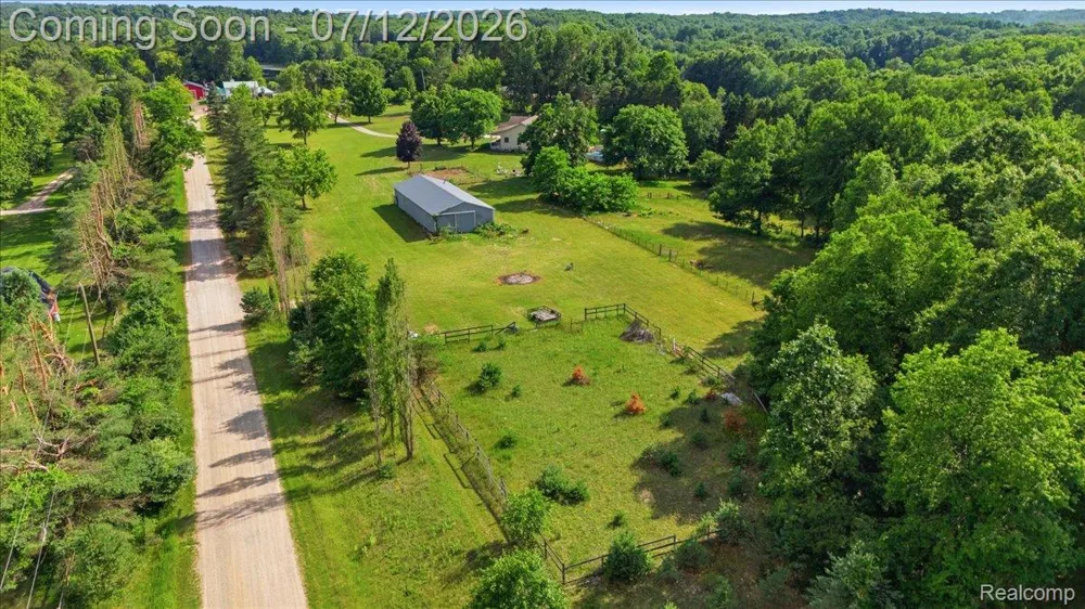 1350 Bald Eagle Lake Road Groveland Township, MI 48462