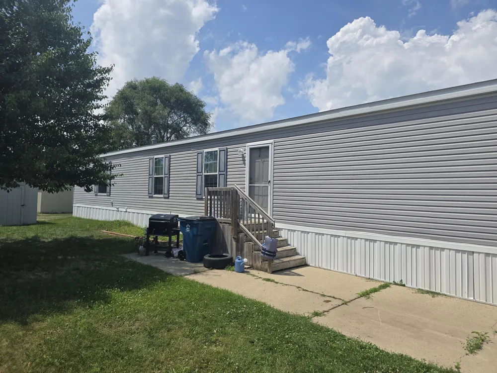 360 E Tuttle Road #55 Ionia City, MI 48846