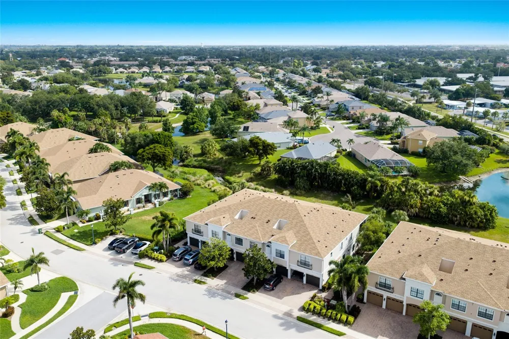7258 HAMILTON ROAD Bradenton, FL 34209