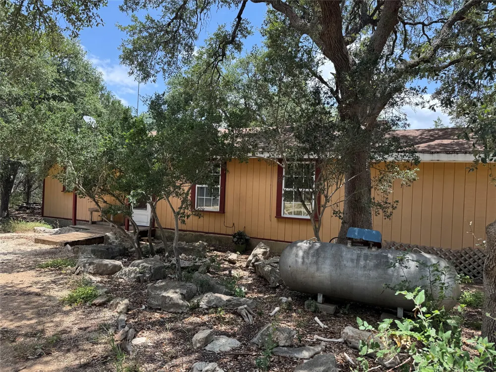1101 Days End Road Wimberley, TX 78676