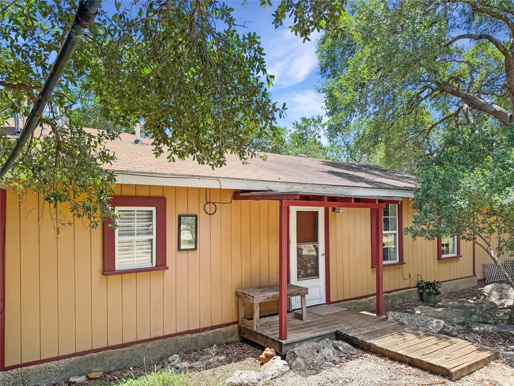 1101 Days End Road Wimberley, TX 78676