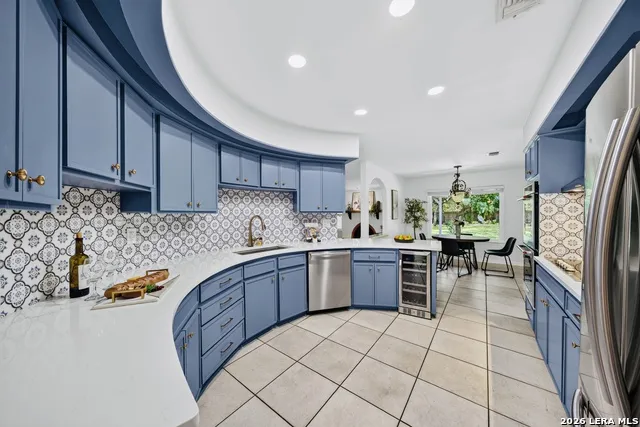 109 HONEY BEE LN Shavano Park, TX 78231