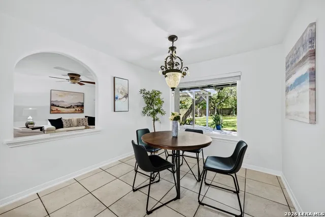 109 HONEY BEE LN Shavano Park, TX 78231