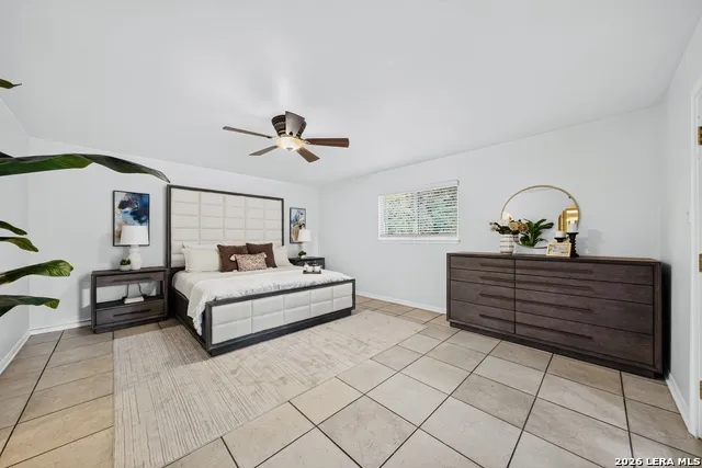 109 HONEY BEE LN Shavano Park, TX 78231