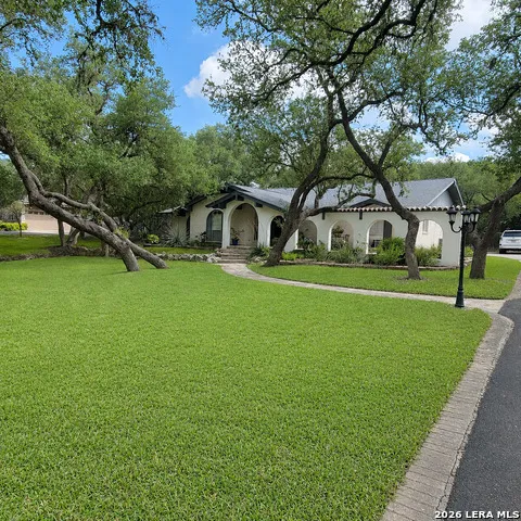 109 HONEY BEE LN Shavano Park, TX 78231