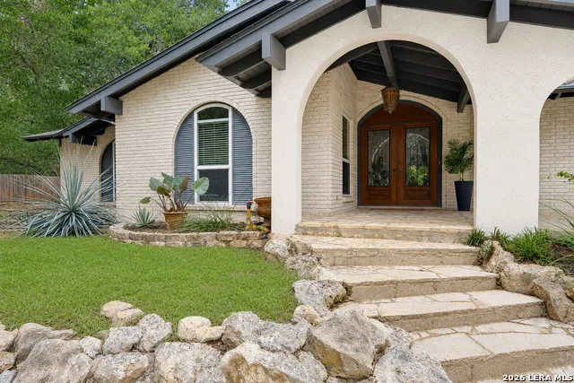 109 HONEY BEE LN Shavano Park, TX 78231