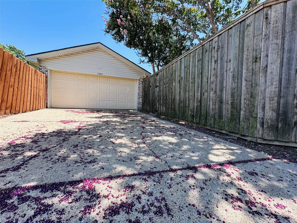 1501 Wheatfield Court Mesquite, TX 75149