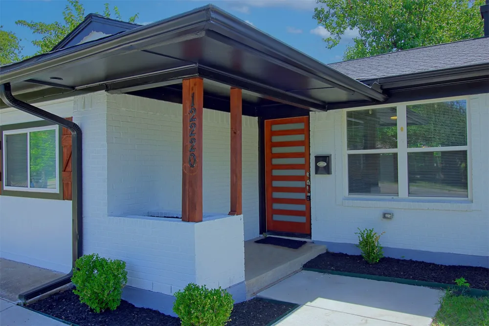 12220 Eunice Street Farmers Branch, TX 75234