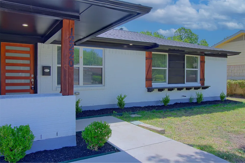 12220 Eunice Street Farmers Branch, TX 75234
