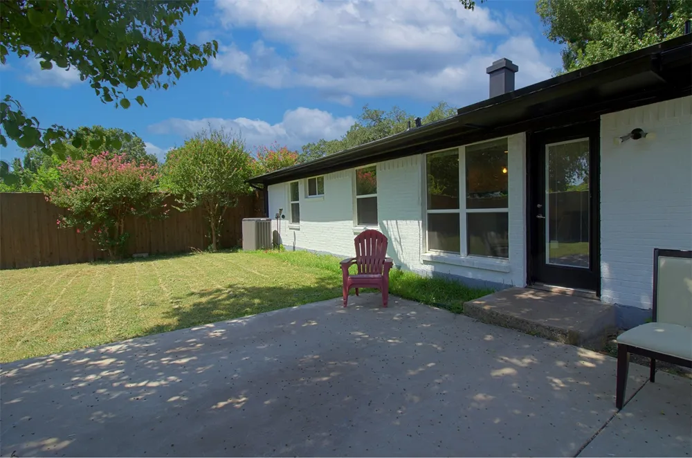 12220 Eunice Street Farmers Branch, TX 75234