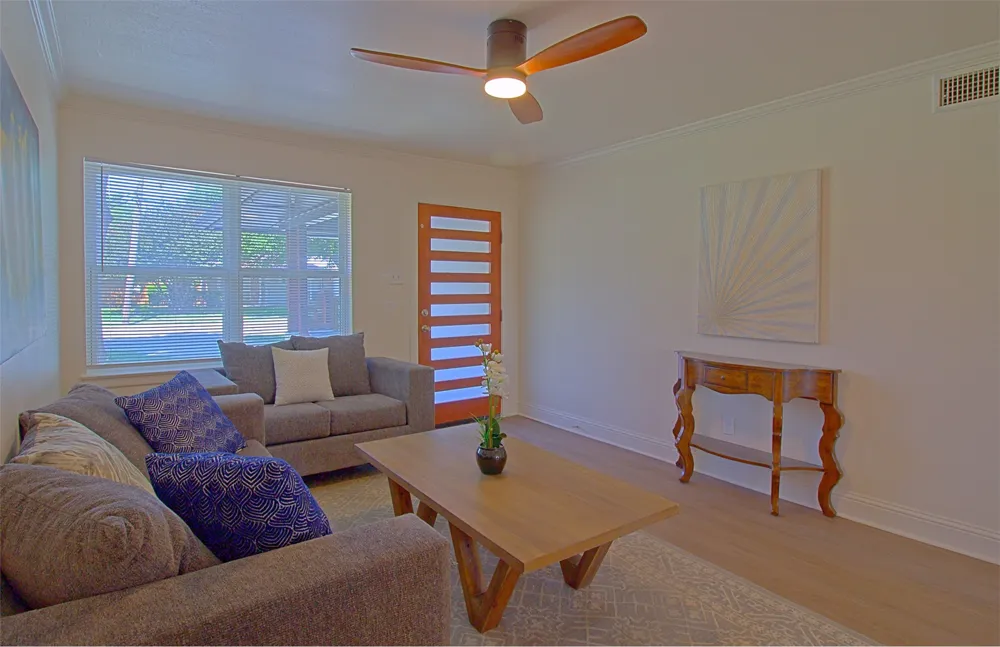 12220 Eunice Street Farmers Branch, TX 75234