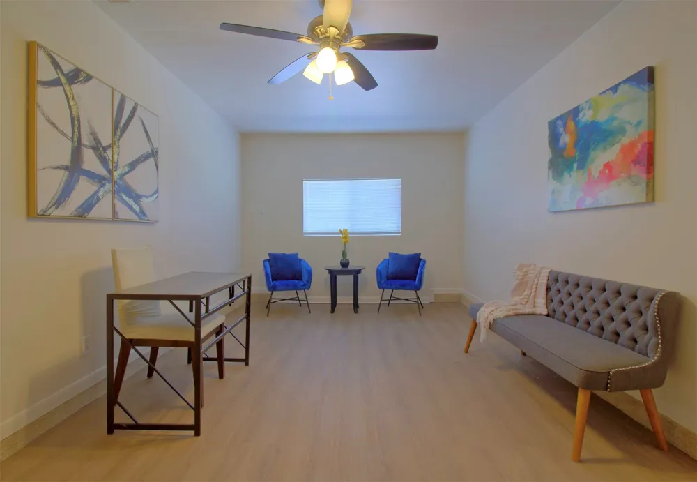 12220 Eunice Street Farmers Branch, TX 75234