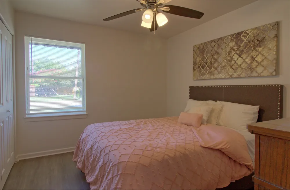 12220 Eunice Street Farmers Branch, TX 75234