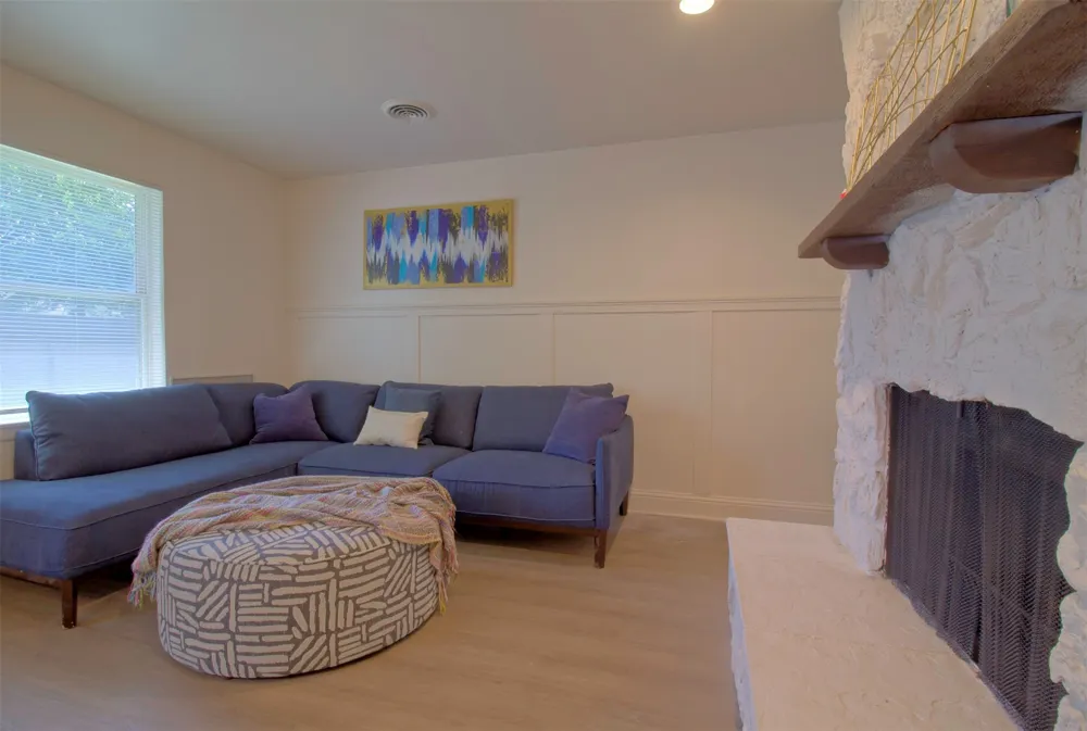 12220 Eunice Street Farmers Branch, TX 75234