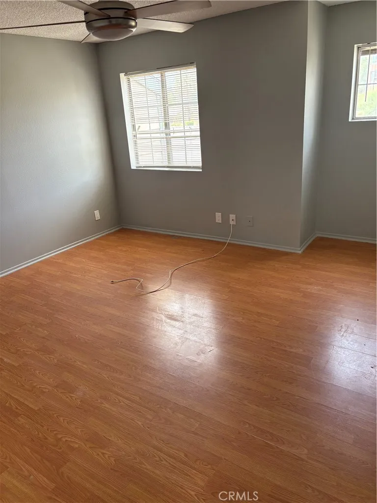13550 Foothill Boulevard #3 Sylmar, CA 91342