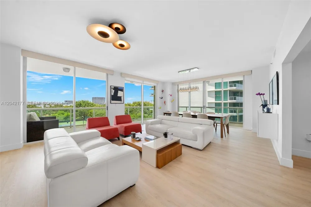 2645 S Bayshore Dr #601 Miami, FL 33133