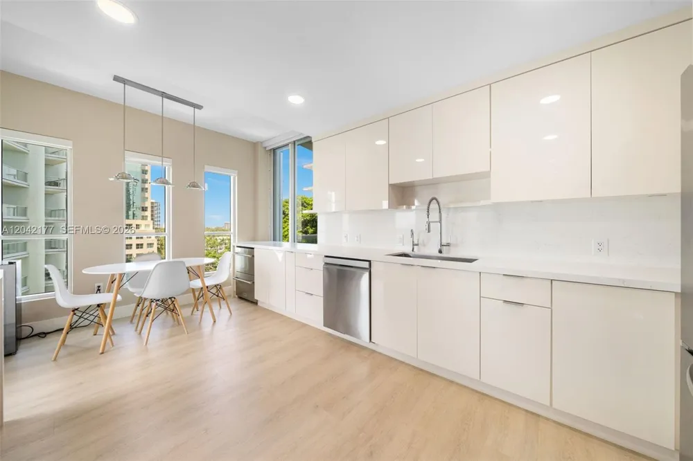 2645 S Bayshore Dr #601 Miami, FL 33133