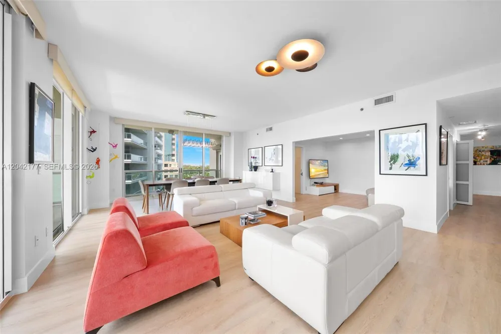 2645 S Bayshore Dr #601 Miami, FL 33133