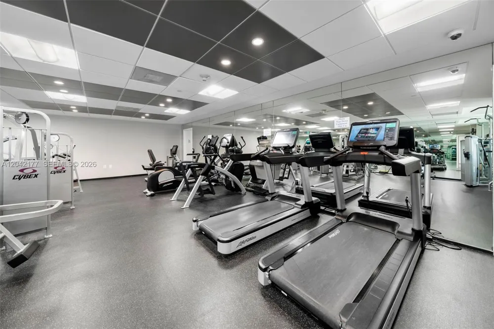 2645 S Bayshore Dr #601 Miami, FL 33133