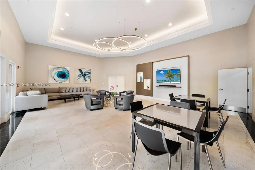 2645 S Bayshore Dr #601 Miami, FL 33133