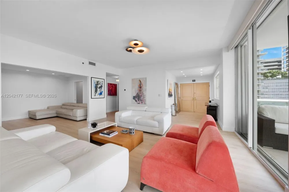 2645 S Bayshore Dr #601 Miami, FL 33133