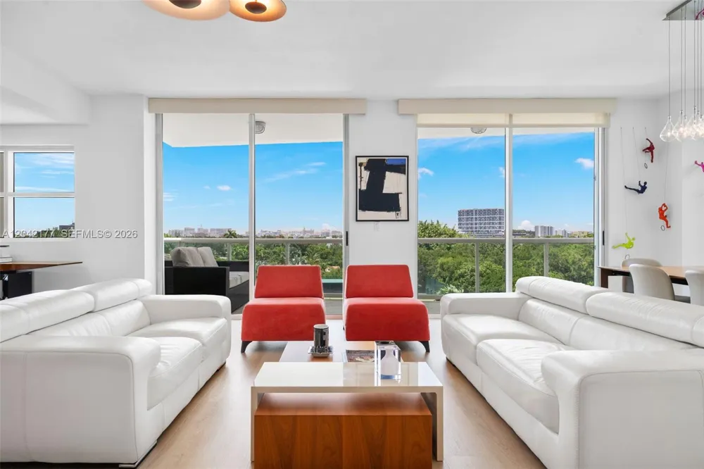 2645 S Bayshore Dr #601 Miami, FL 33133