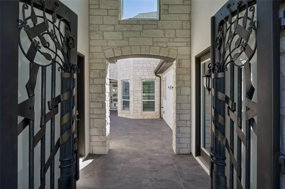 2132 Novara Trail Leander, TX 78641