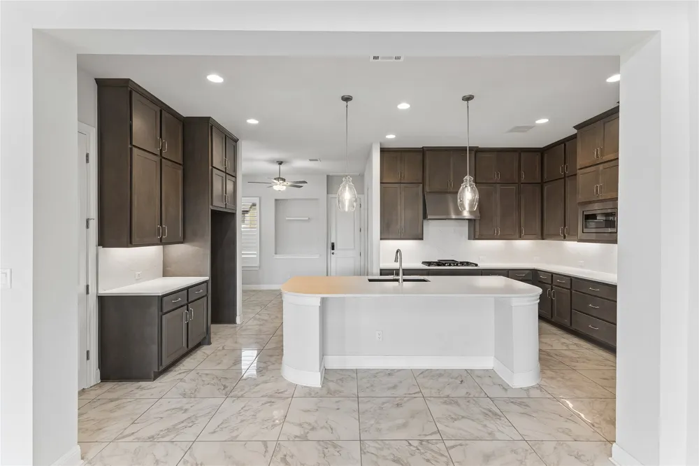 2132 Novara Trail Leander, TX 78641