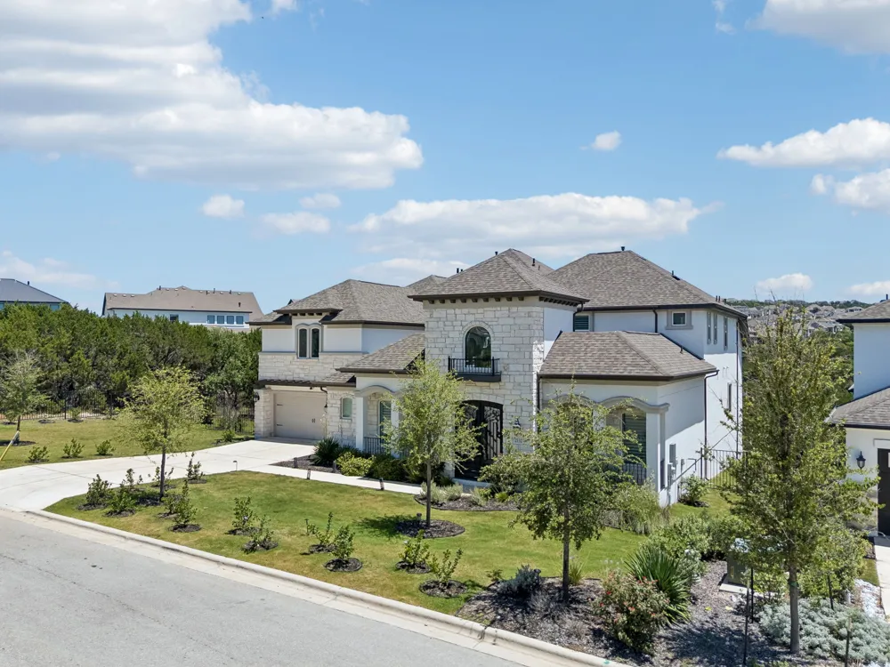 2132 Novara Trail Leander, TX 78641