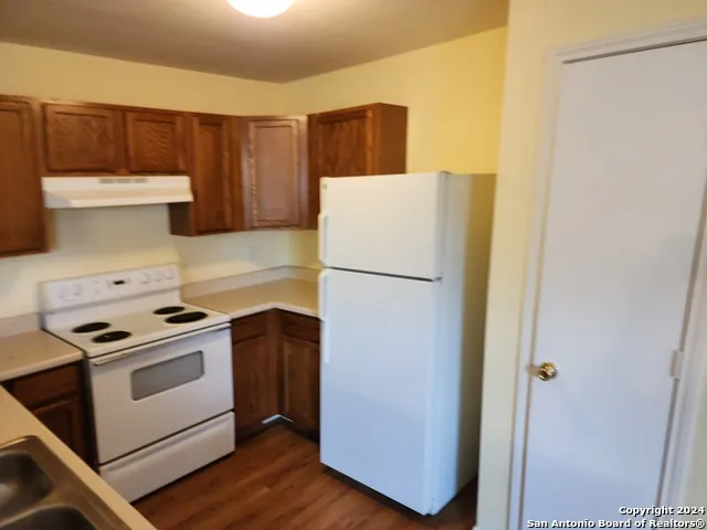 10023 VASSO VW Unit 4 Converse, TX 78109