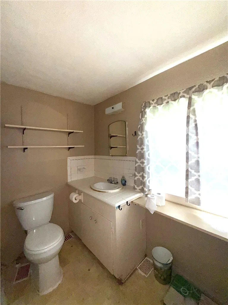 2488 Fm 735 Alice, TX 78332