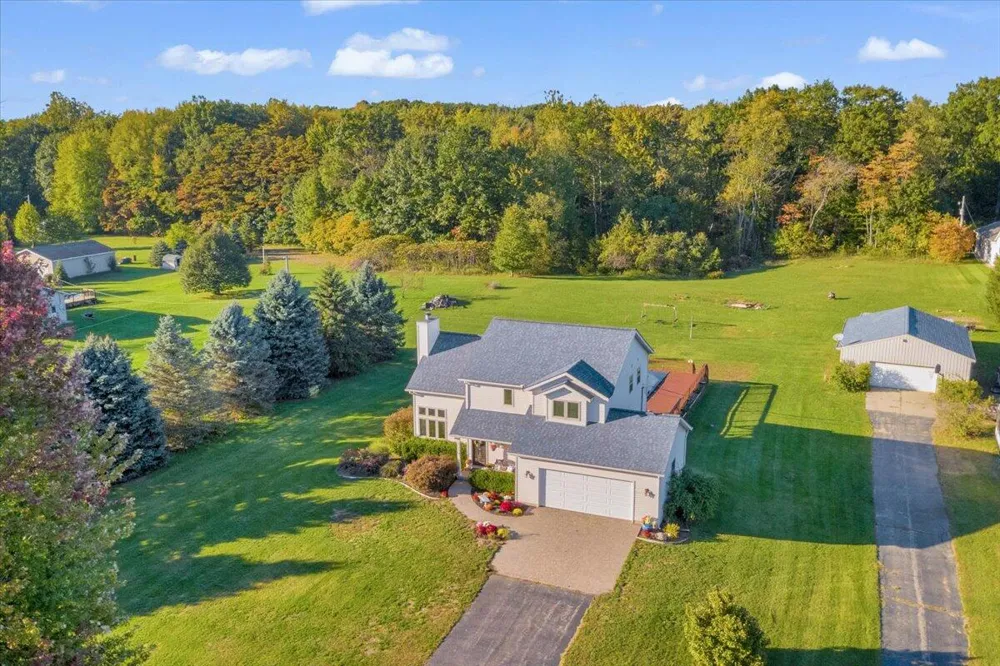 3123 140th Avenue Dorr, MI 49323