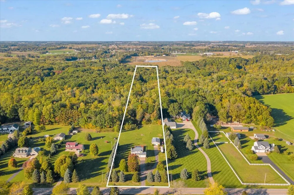 3123 140th Avenue Dorr, MI 49323