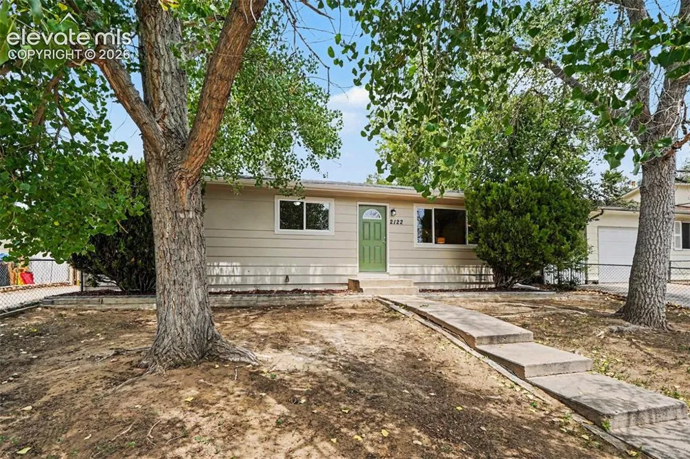 2122 Doniphan Drive Colorado Springs, CO 80910