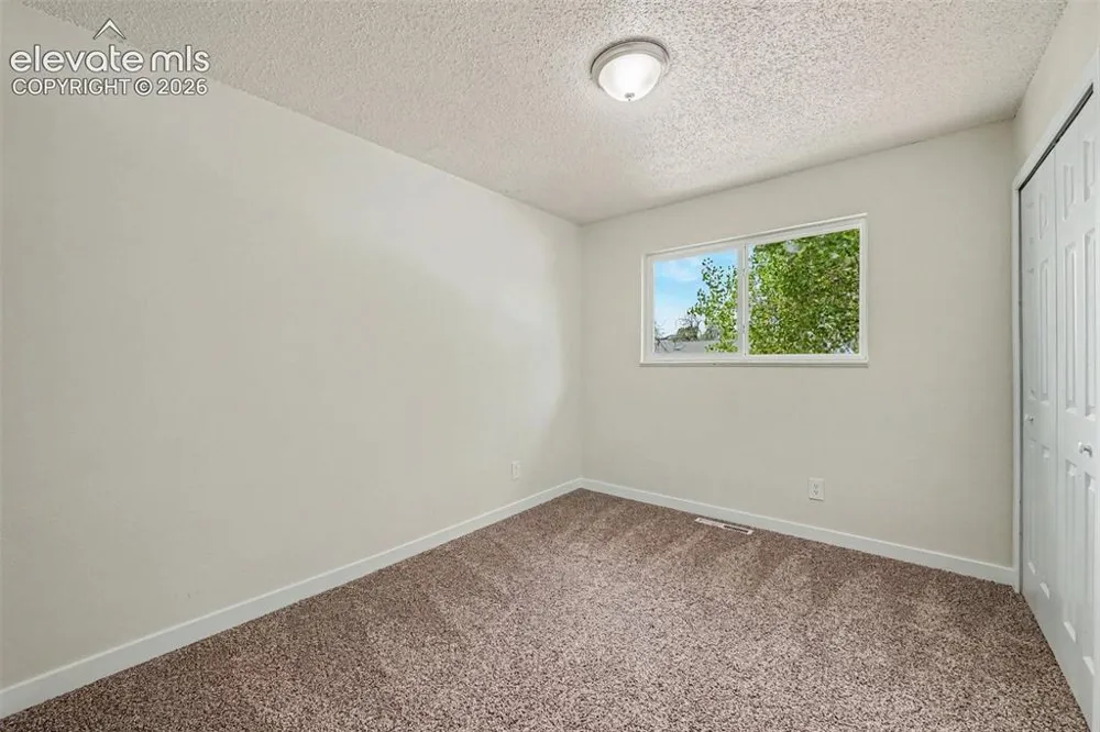 2122 Doniphan Drive Colorado Springs, CO 80910