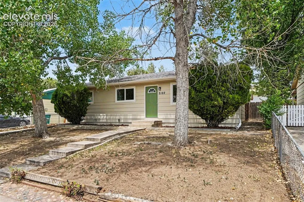 2122 Doniphan Drive Colorado Springs, CO 80910