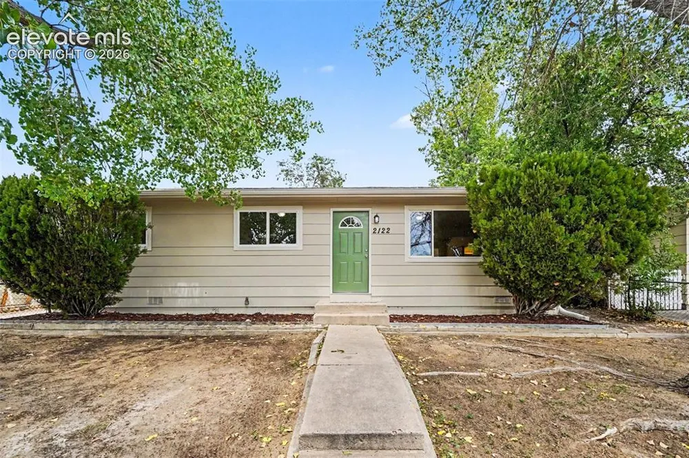 2122 Doniphan Drive Colorado Springs, CO 80910