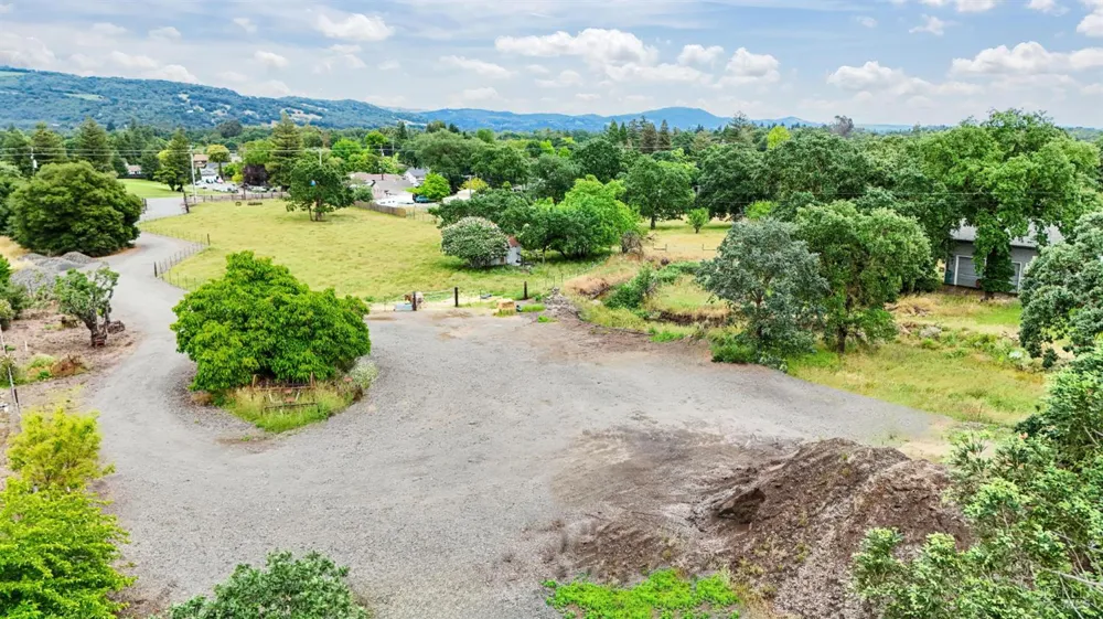 18775 Arnold Drive Sonoma, CA 95476