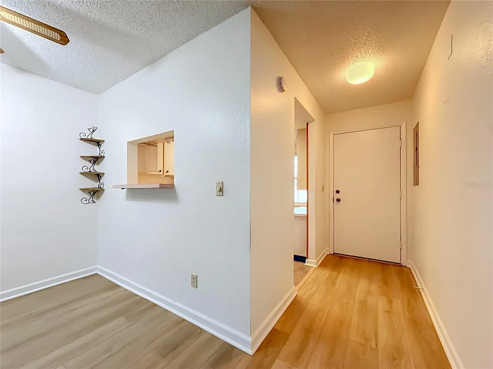 2465 NORTHSIDE DR #503 Clearwater, FL 33761