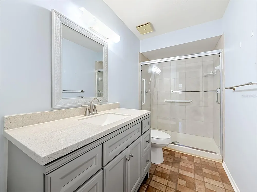 2465 NORTHSIDE DR #503 Clearwater, FL 33761