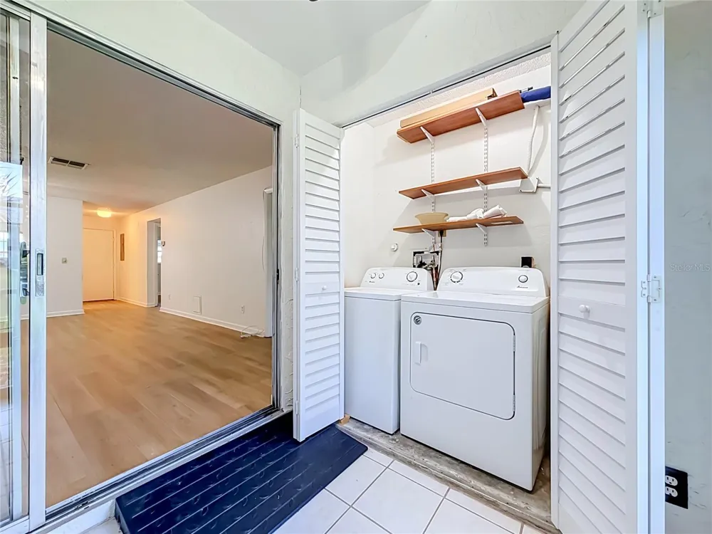 2465 NORTHSIDE DR #503 Clearwater, FL 33761