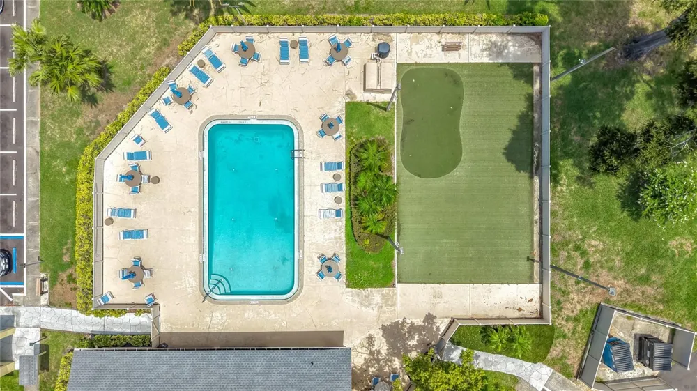 2465 NORTHSIDE DR #503 Clearwater, FL 33761