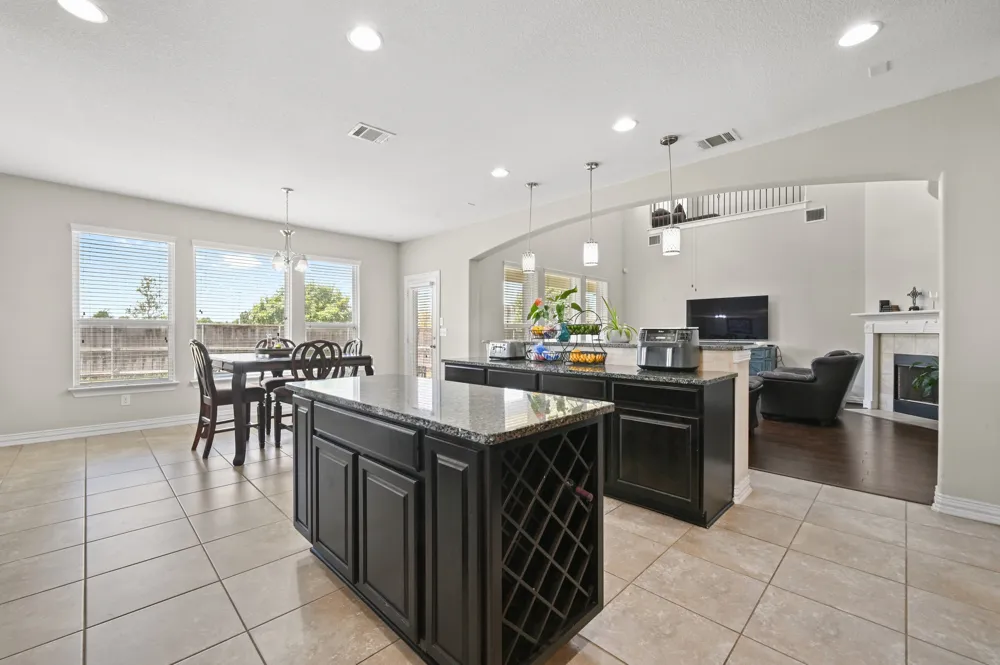 258 Tangerine Drive Buda, TX 78610