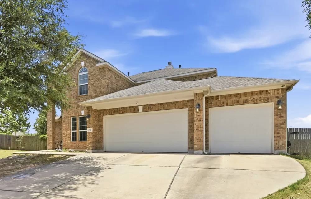 258 Tangerine Drive Buda, TX 78610