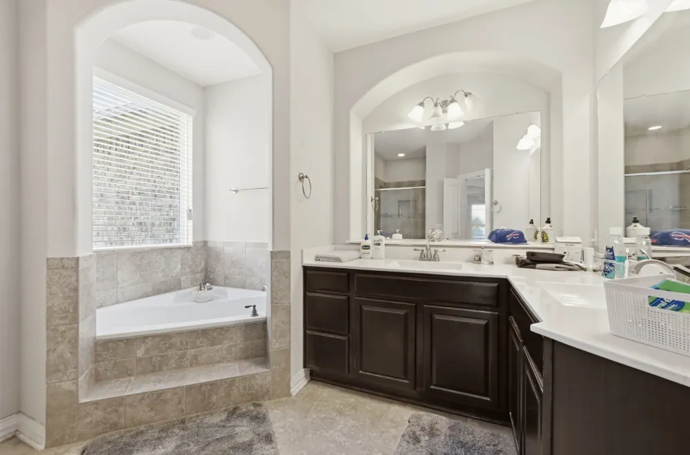 258 Tangerine Drive Buda, TX 78610