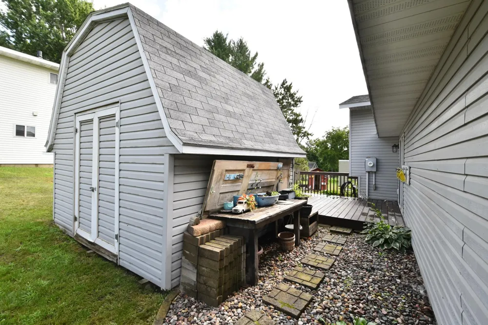 374 Cherry Street W Mazeppa, MN 55956