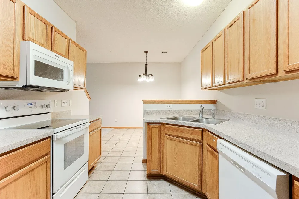 5040 Holly Lane #3 Plymouth, MN 55446