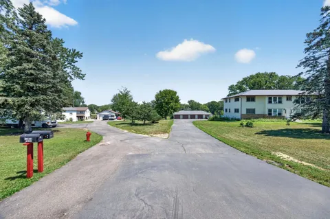 13836 S Robert Trail